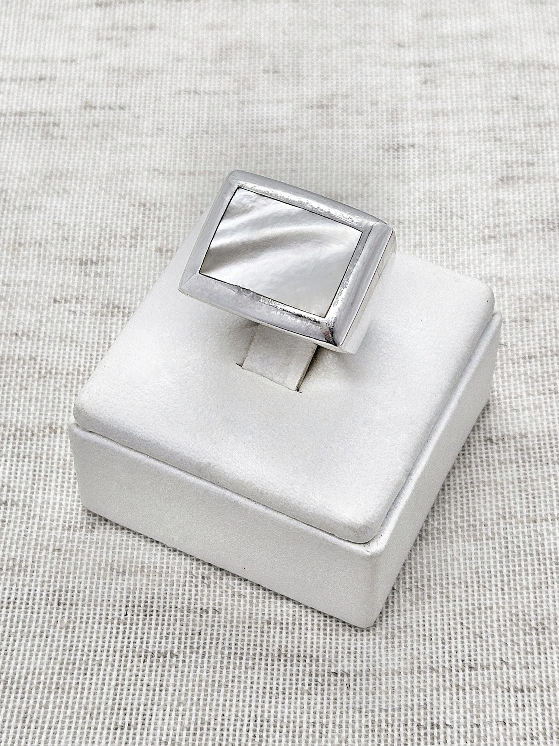 Anillo con Nácar, Plata 925